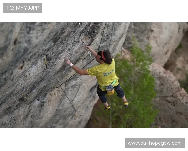 重庆攀岩队荣登攀岩战术排行榜第十位展现实力与潜力